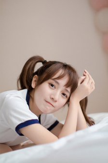 明星专题：李佳